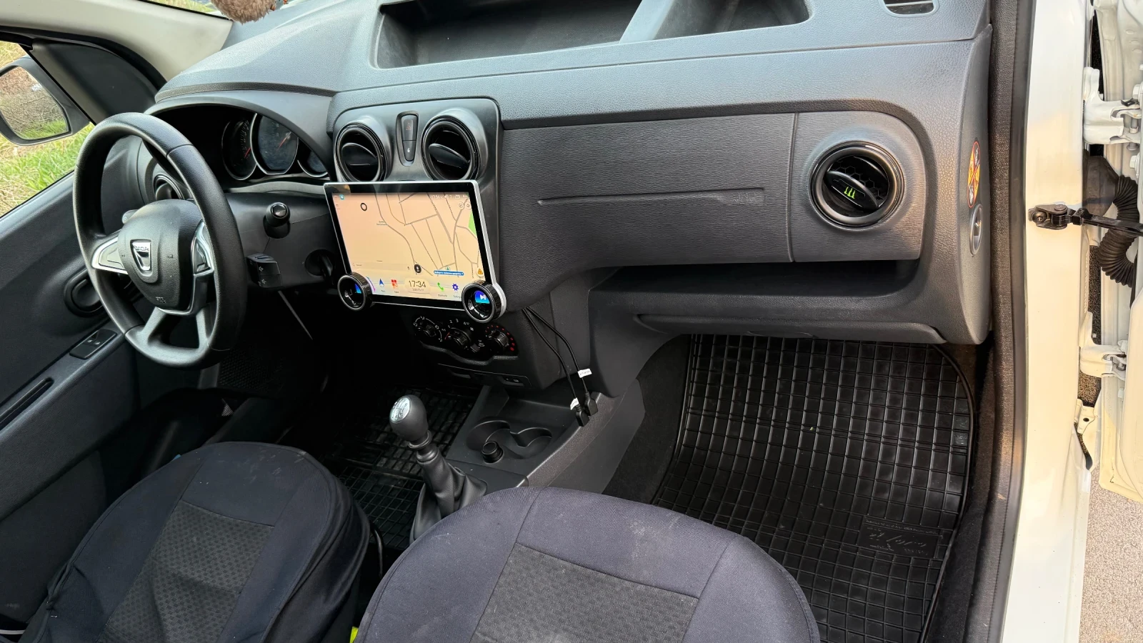 Dacia Dokker Van, снимка 11 - Автомобили и джипове - 53927834