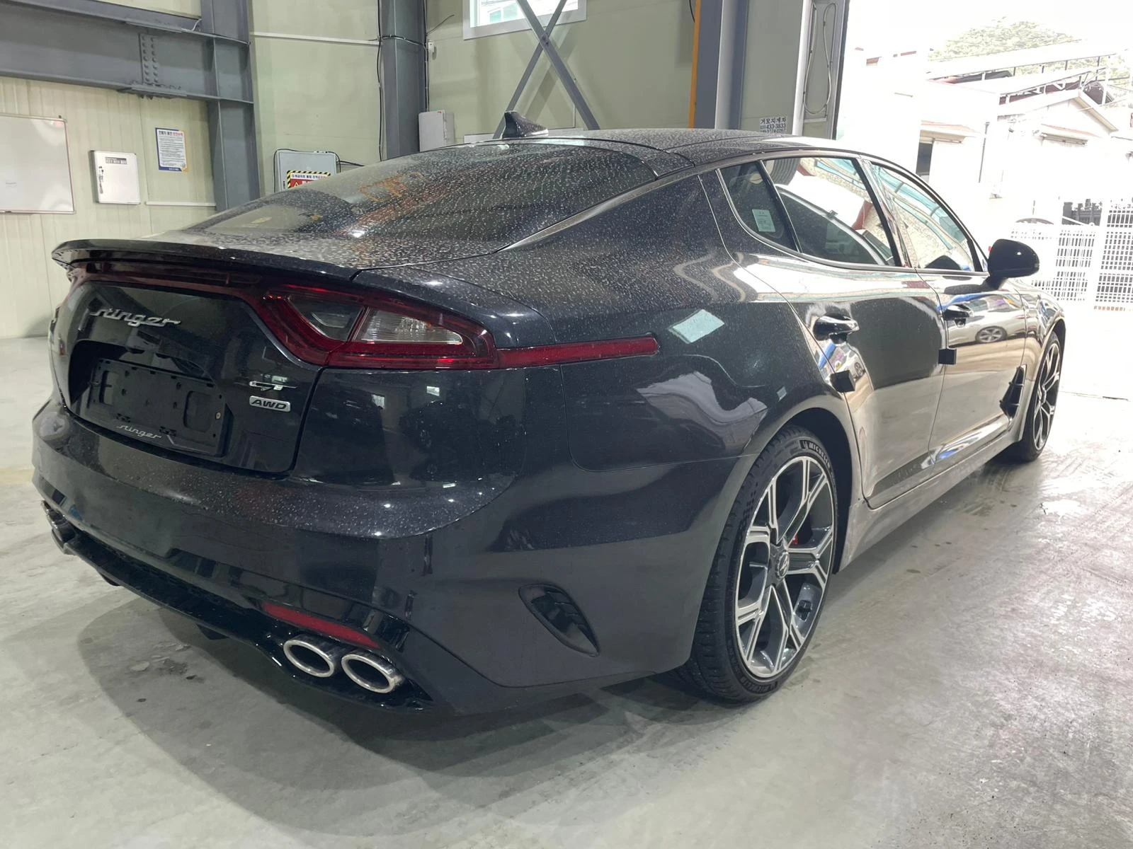 Kia Stinger 3.3 Turbo AWD ! GT !, снимка 8 - Автомобили и джипове - 54163946