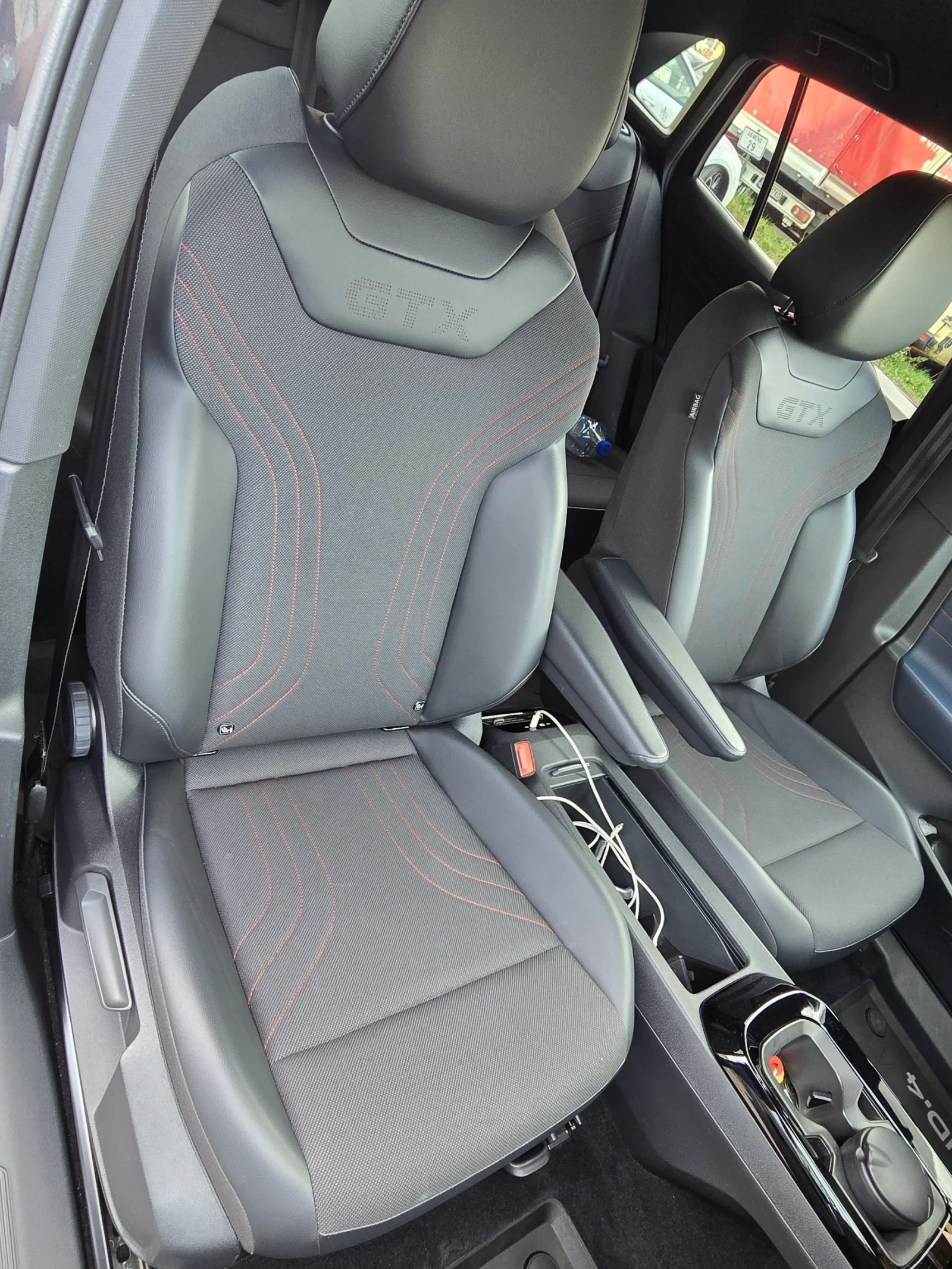 VW ID.4 GTX , снимка 9 - Автомобили и джипове - 54264140