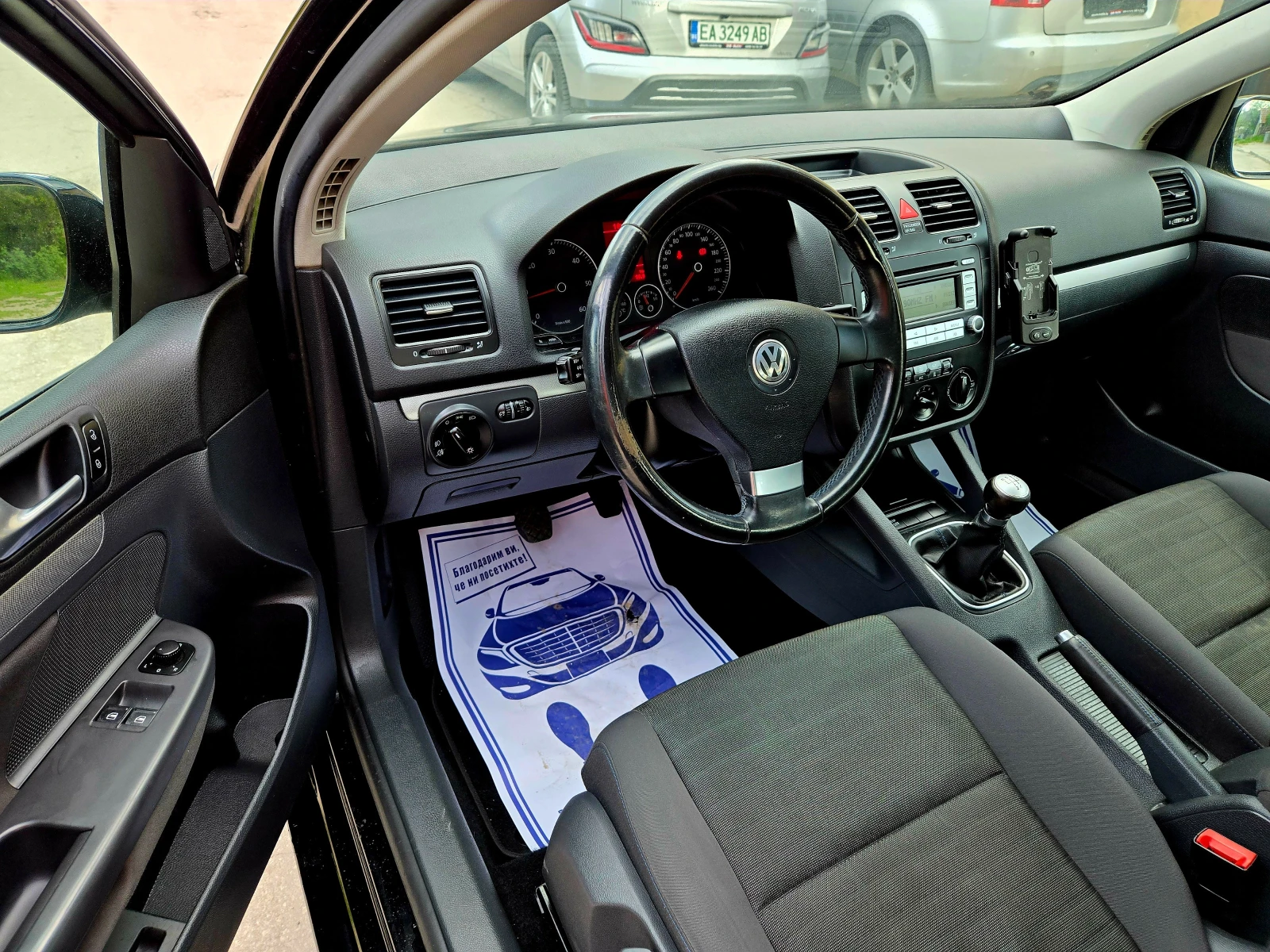 VW Golf 1.9TDI Германия Климатик Темпомат Парктроник Печка, снимка 9 - Автомобили и джипове - 54392788