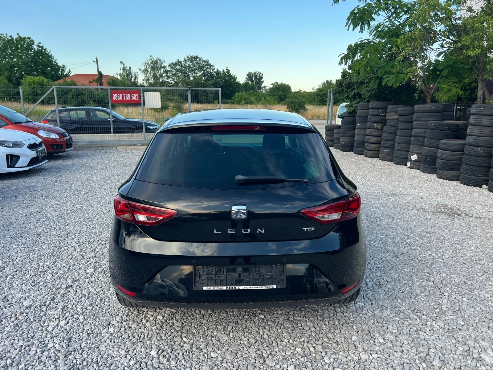 Seat Leon 1.6 тди 90 коня 2016година хечбек евро 6, снимка 6 - Автомобили и джипове - 54774355