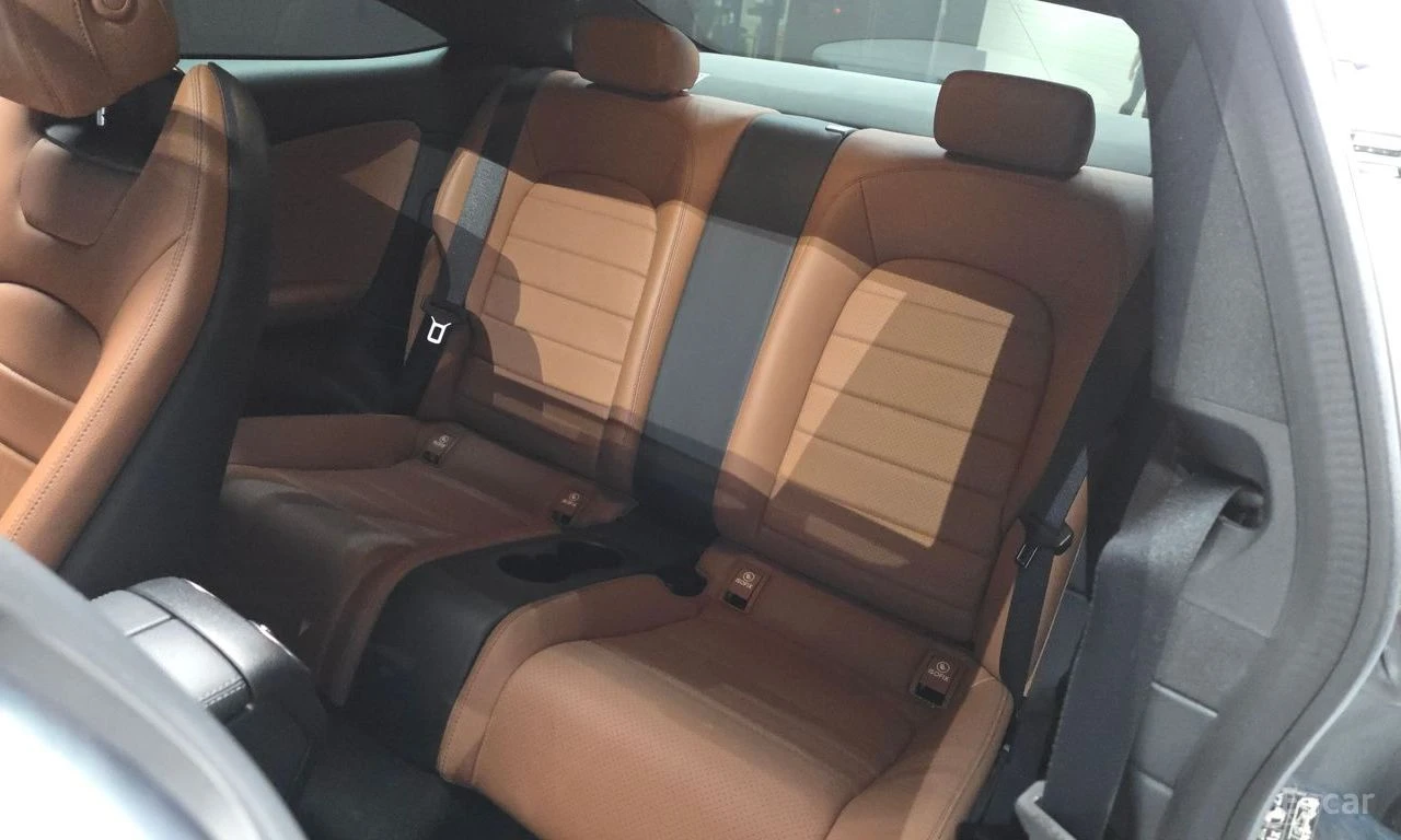 Mercedes-Benz C 220 d 4MATIC Coupe* AMG PACK* ПОДГРЕВ* КАМЕРА* AMBIENT, снимка 14 - Автомобили и джипове - 54881606