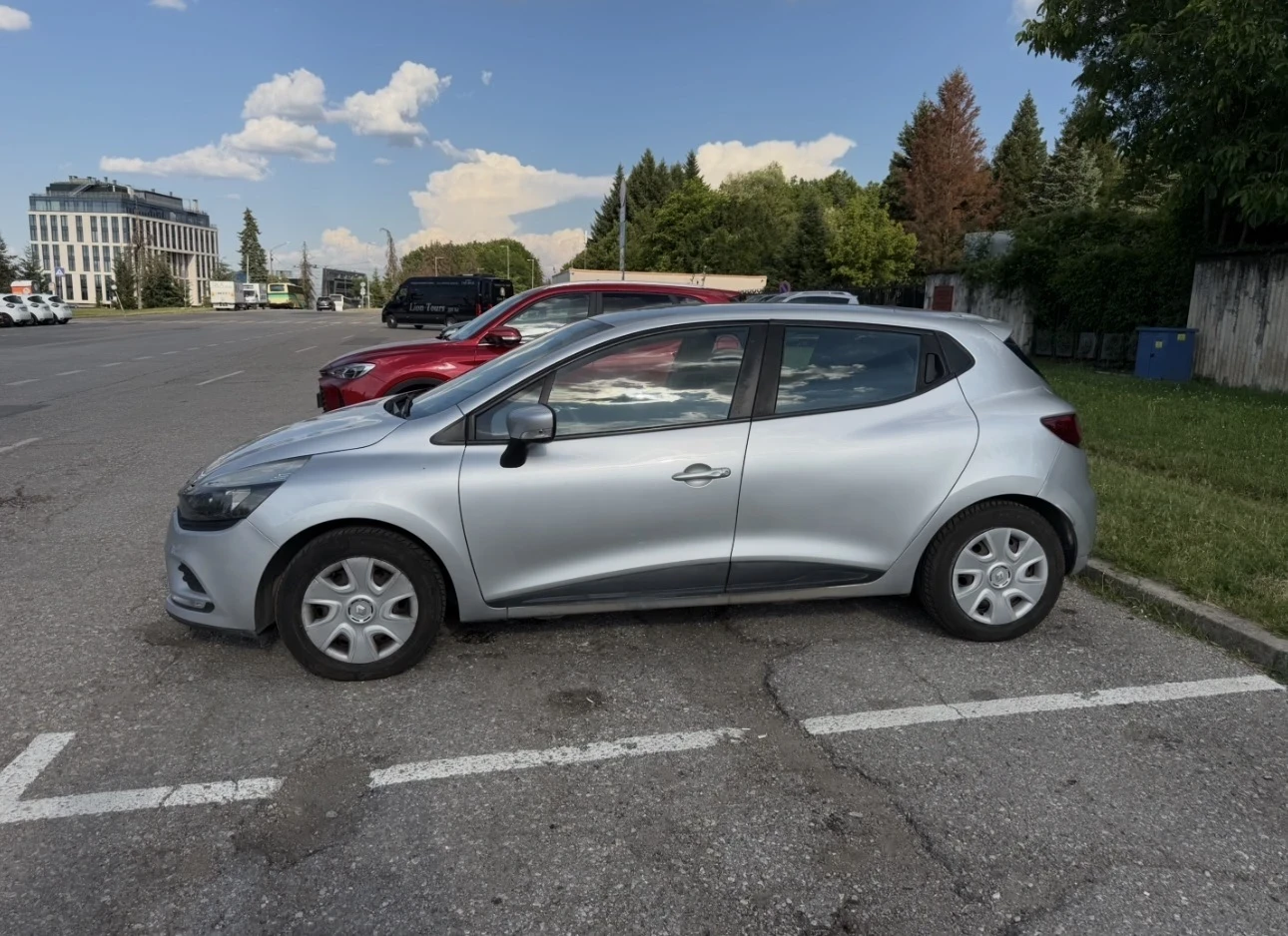 Renault Clio, снимка 4 - Автомобили и джипове - 54991426