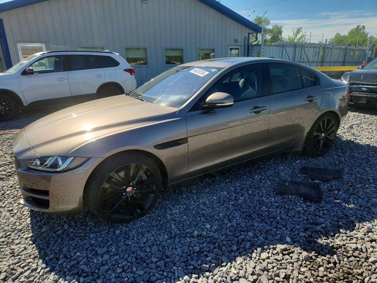 Jaguar XE * PRESTIGE* 3.5t* , снимка 3 - Автомобили и джипове - 55027795