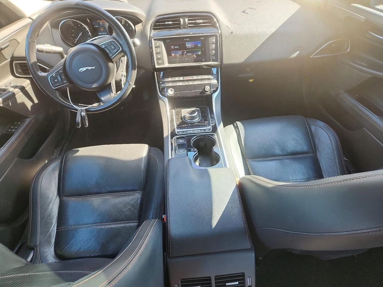 Jaguar XE * PRESTIGE* 3.5t* , снимка 8 - Автомобили и джипове - 55027795