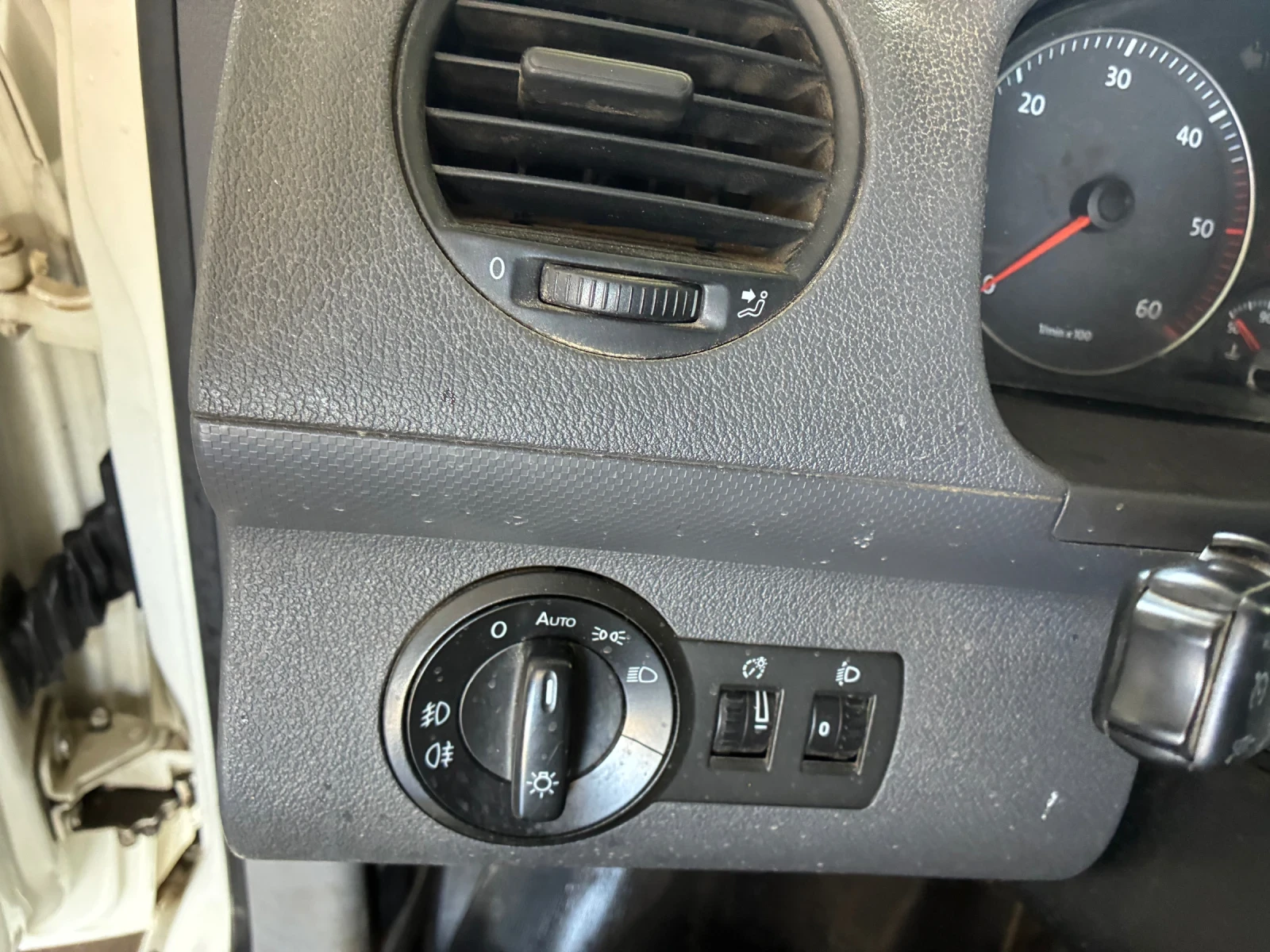 VW Caddy, снимка 13 - Автомобили и джипове - 55092108