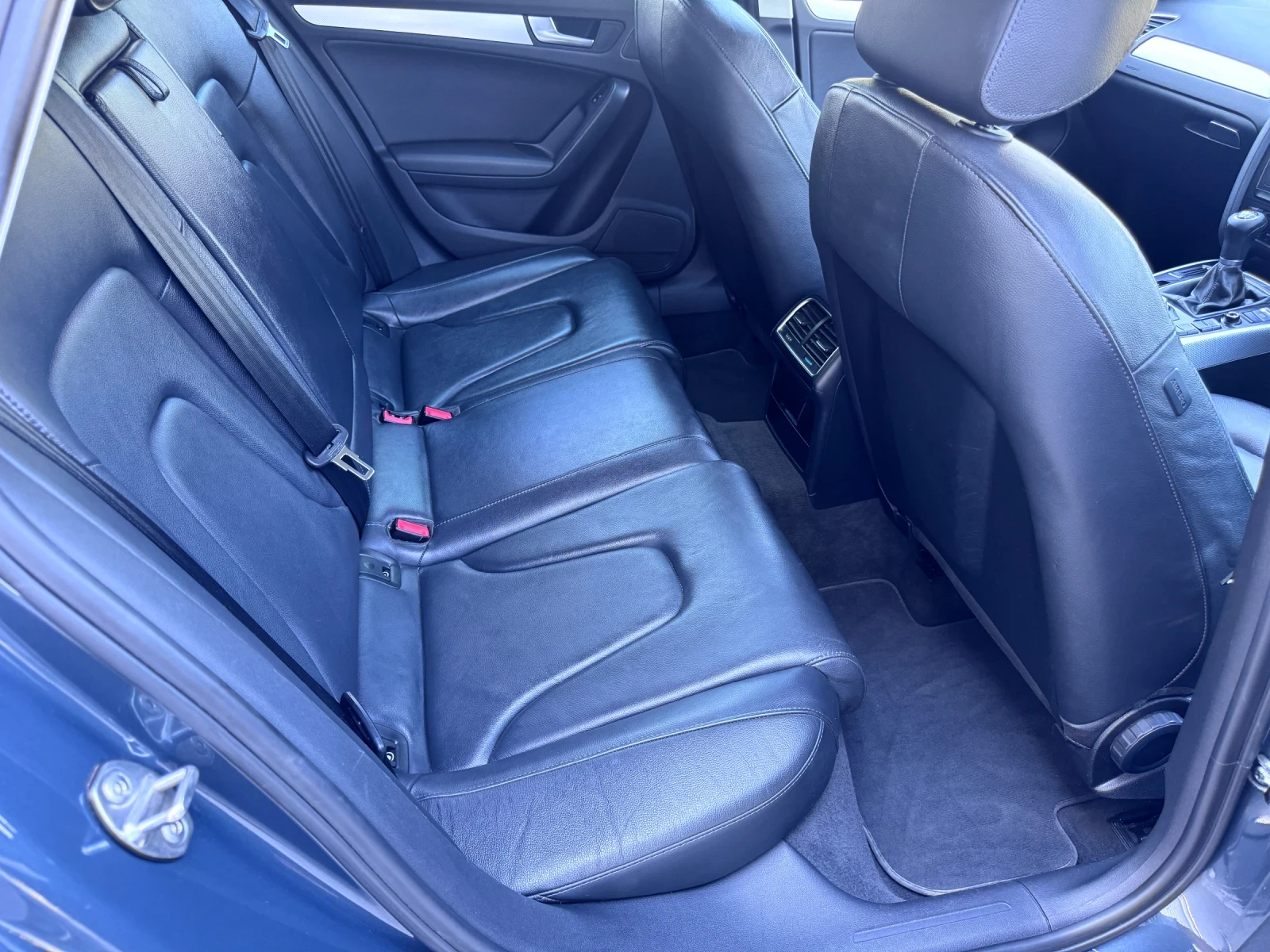 Audi A4, снимка 10 - Автомобили и джипове - 55135564