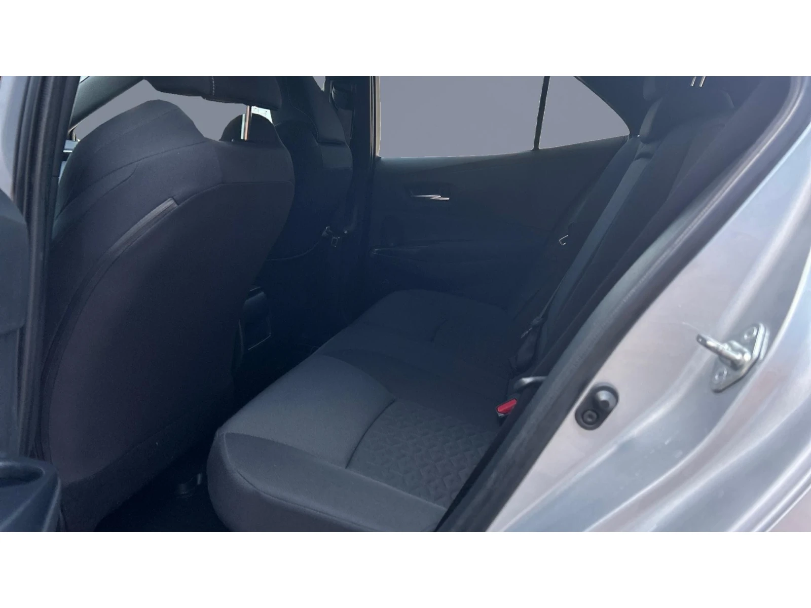 Toyota Corolla 1. 8 HSD Comfort+ , Месечна вноска от 199  , снимка 10 - Автомобили и джипове - 55251935