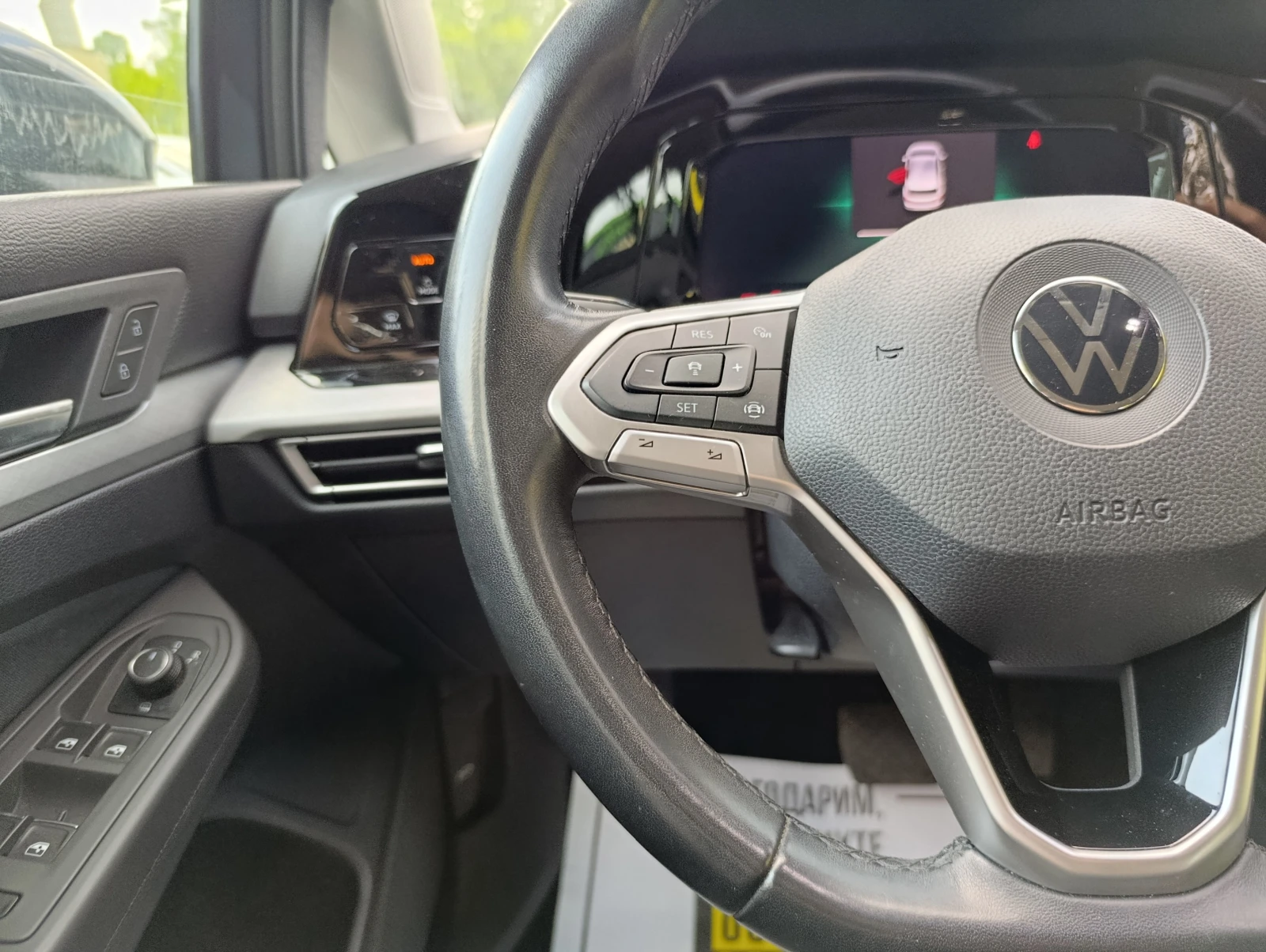 VW Golf 1.5 e-TSI DSG Закупен от БГ, снимка 12 - Автомобили и джипове - 55584621