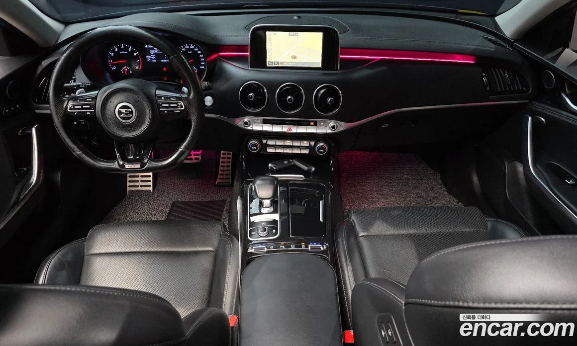 Kia Stinger 2.0 Turbo 2WD Platinum, снимка 10 - Автомобили и джипове - 55676736