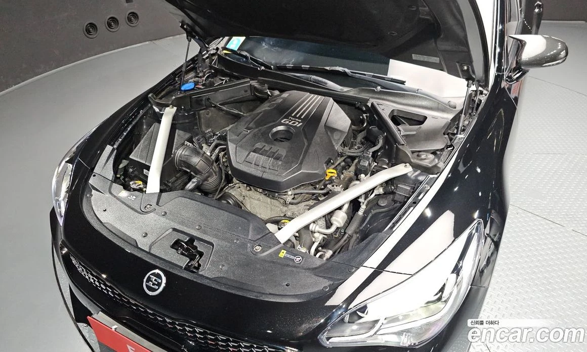 Kia Stinger 2.0 Turbo 2WD Platinum, снимка 6 - Автомобили и джипове - 55676736