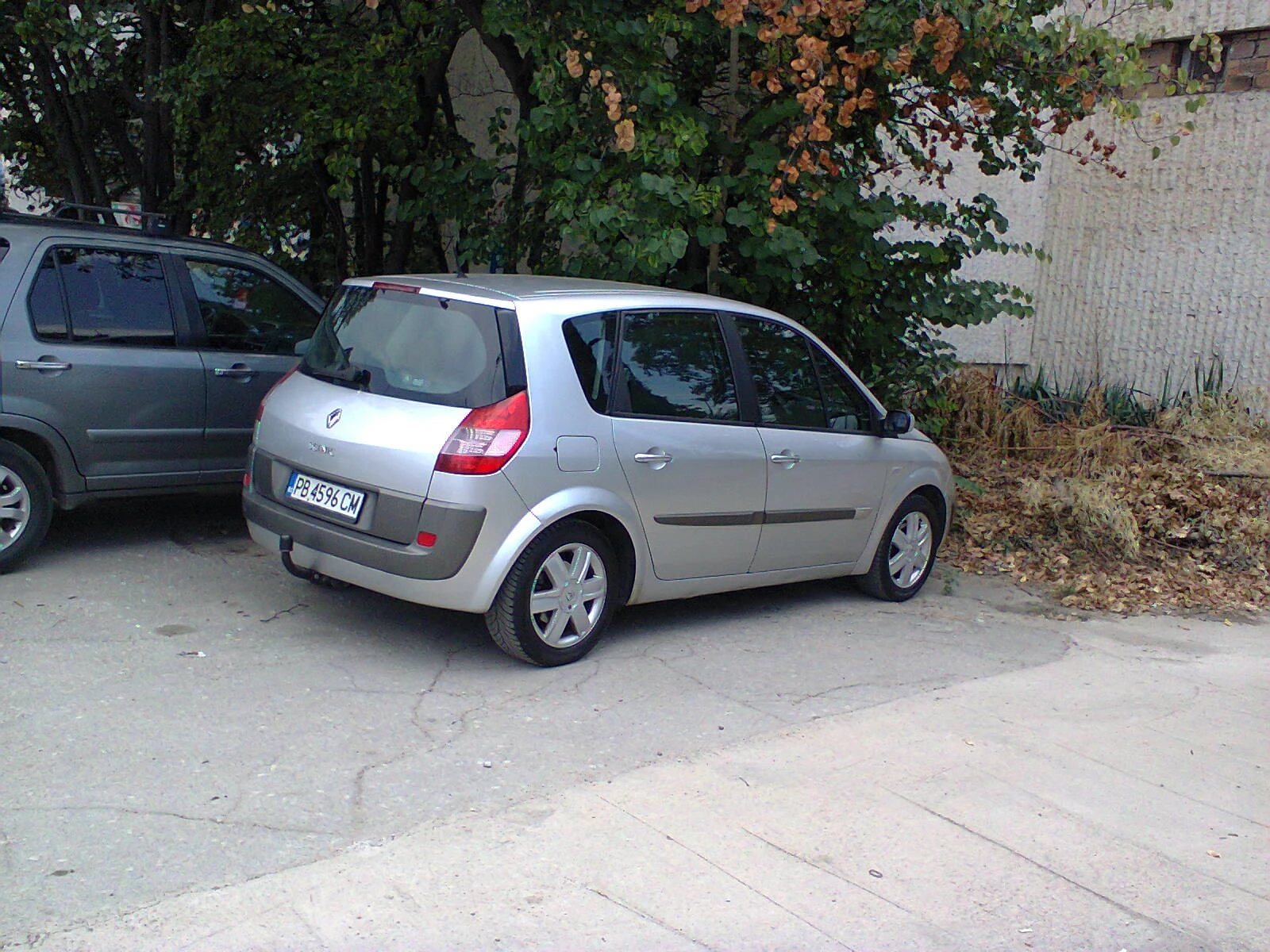 Renault Scenic 1.5 Тdci-86 коня* * КЛИМА* * , снимка 15 - Автомобили и джипове - 56046980