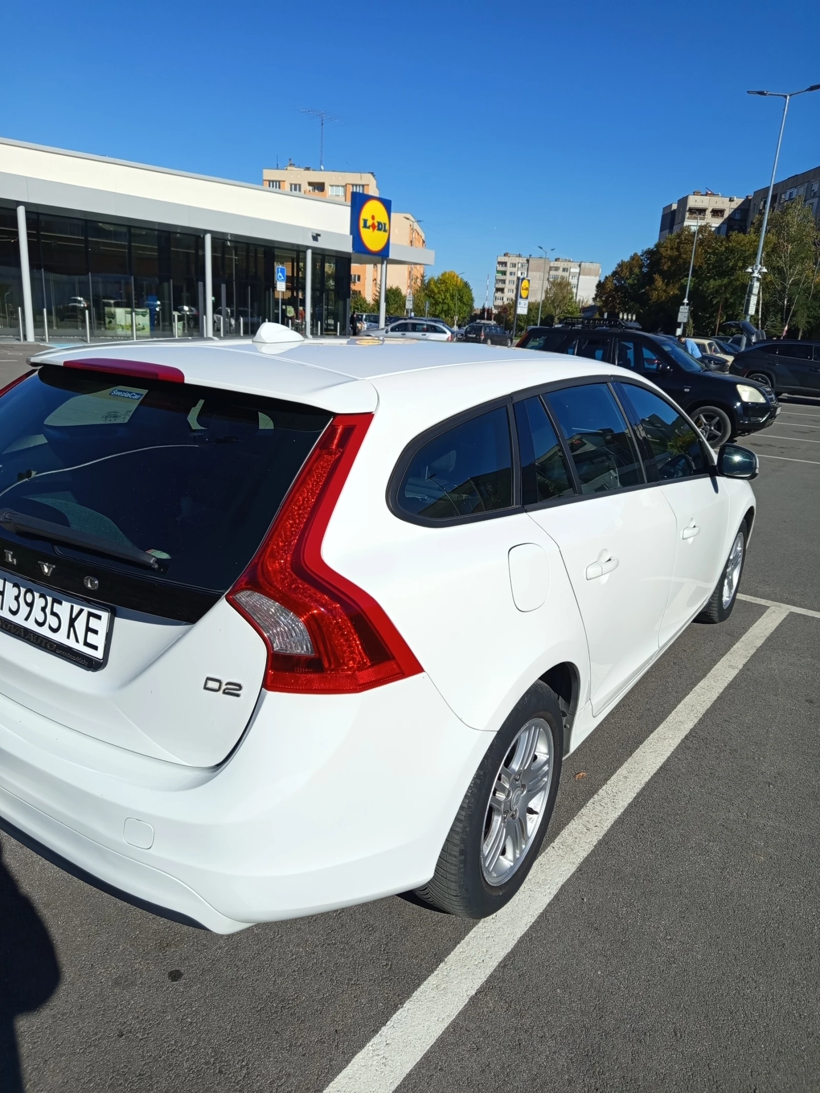 Volvo V60 D-2, снимка 5 - Автомобили и джипове - 56414437