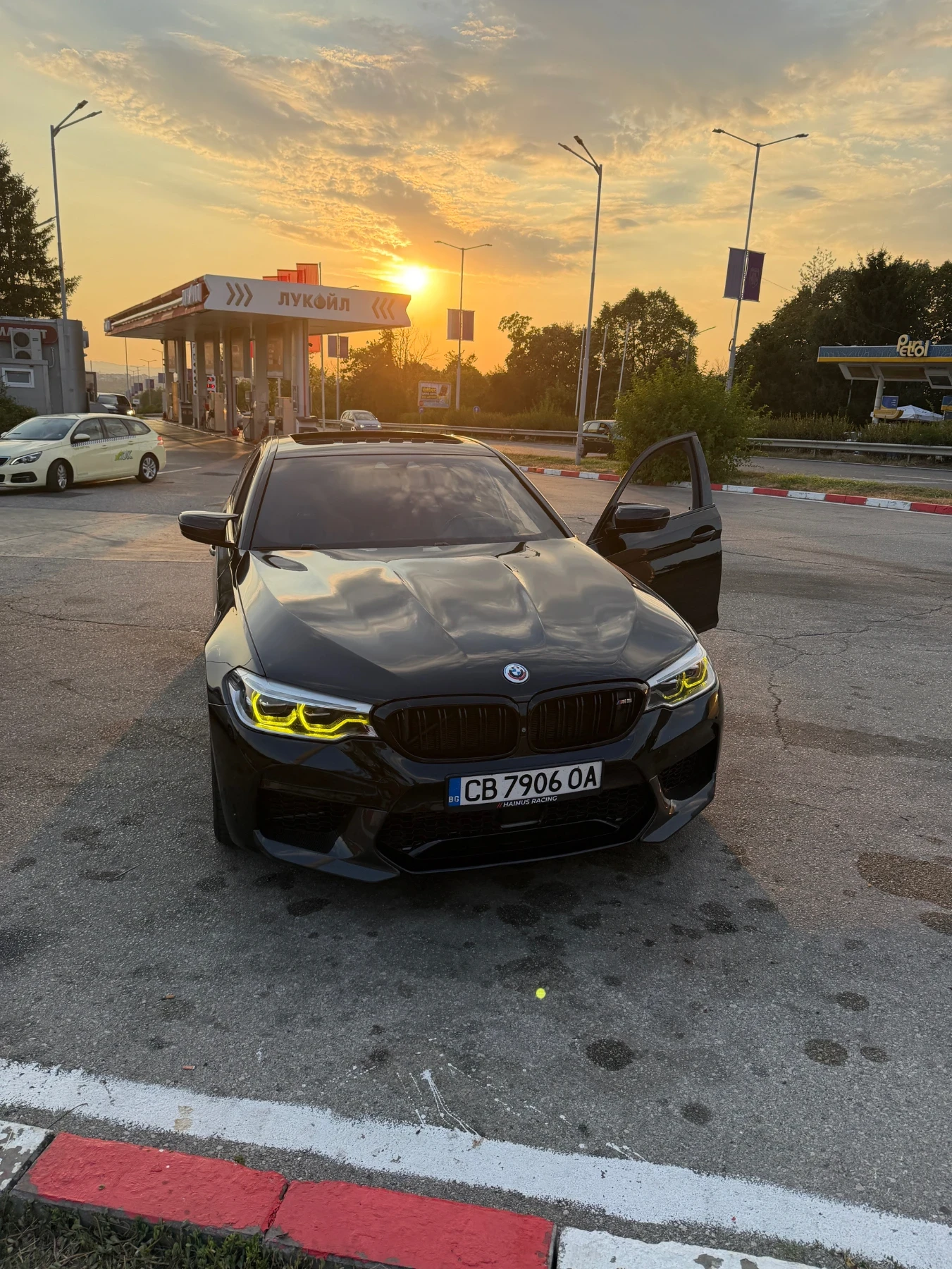 BMW M5, снимка 16 - Автомобили и джипове - 56609306