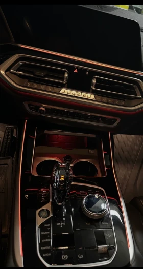 BMW X7 4.0i M Shadow Line/ Distronic/Full Max + 22 ������ | Mobile.bg � ����� ������ 9