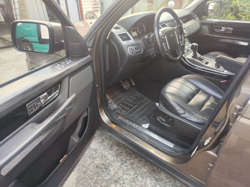 Land Rover Range Rover Sport 3.0D. V6, снимка 7 - Автомобили и джипове - 47182647