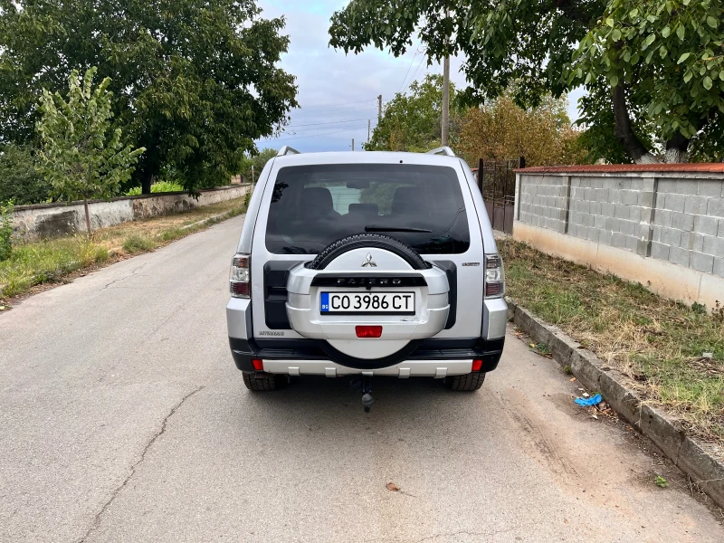 Mitsubishi Pajero, снимка 5 - Автомобили и джипове - 47221268