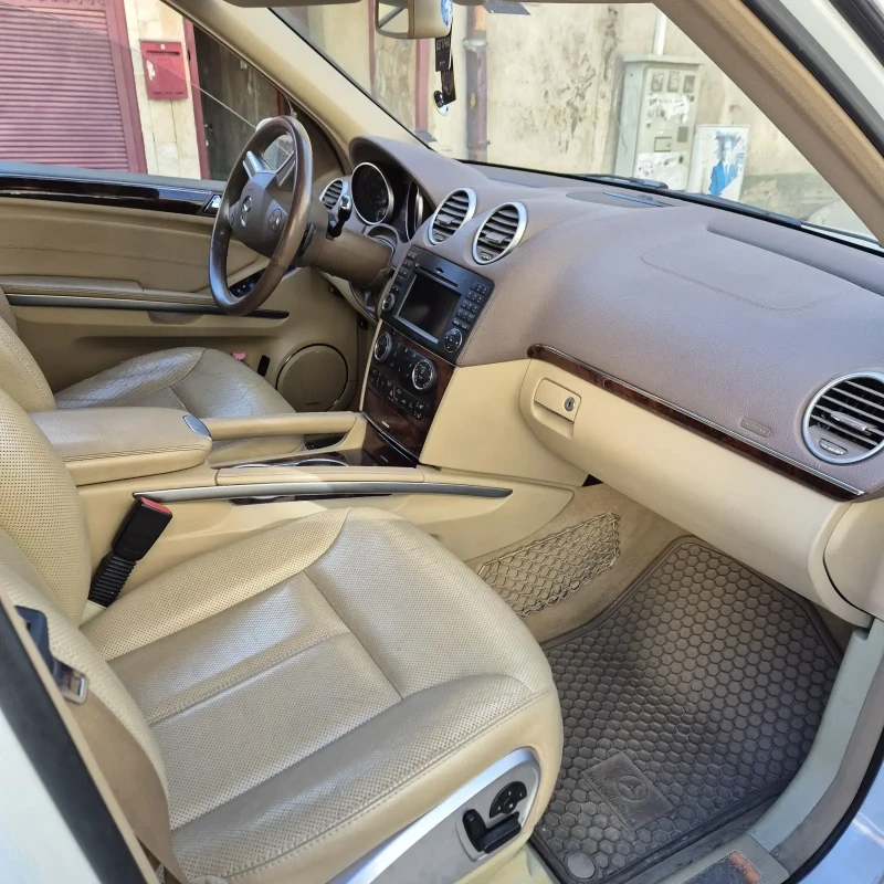 Mercedes-Benz GL 500 Gaz, Benzin, снимка 10 - Автомобили и джипове - 48564816