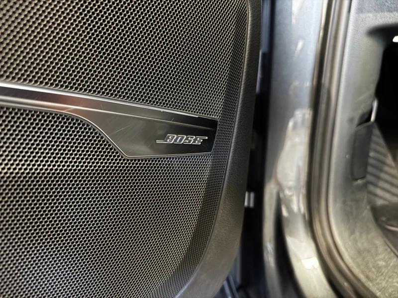 Audi Q7 Technik , снимка 16 - Автомобили и джипове - 52031220