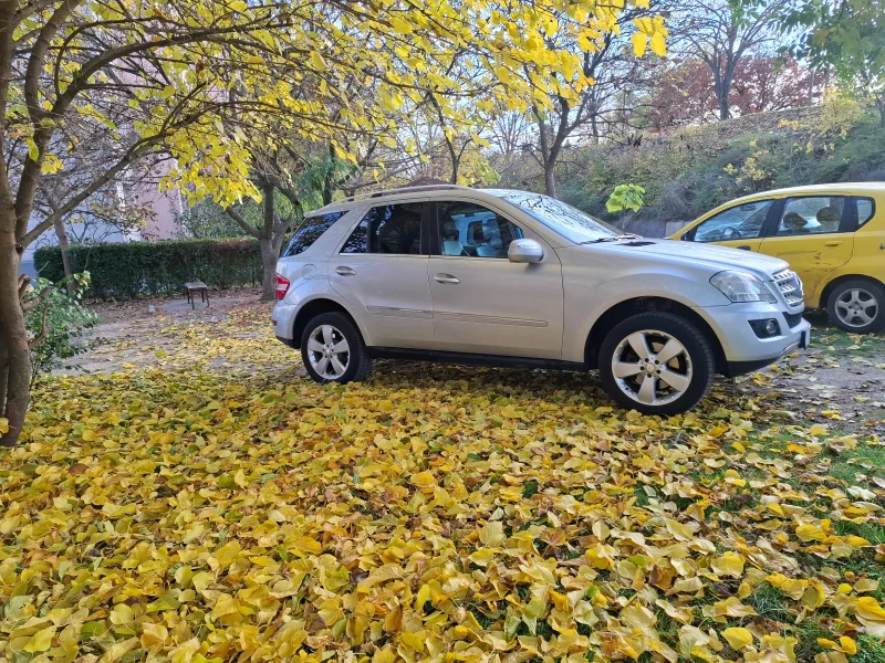 Mercedes-Benz ML, снимка 3 - Автомобили и джипове - 52296382