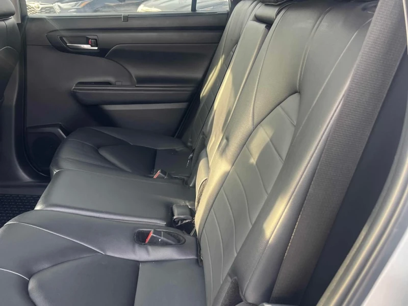 Toyota Highlander * AWD * CARFAX * БЕЗ ПЪРВОНАЧАЛНА ВНОСКА, снимка 11 - Автомобили и джипове - 52959348