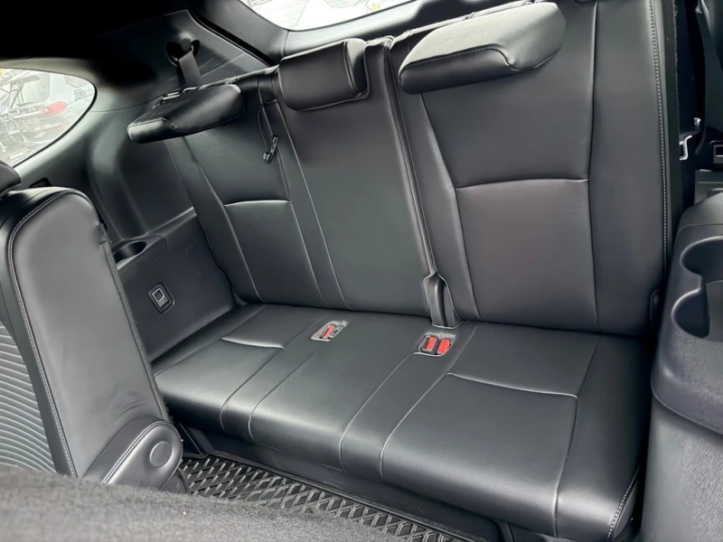 Toyota Highlander XSE AWD| V6| 7 PASS| ONLY 16K KM| , снимка 13 - Автомобили и джипове - 53033119