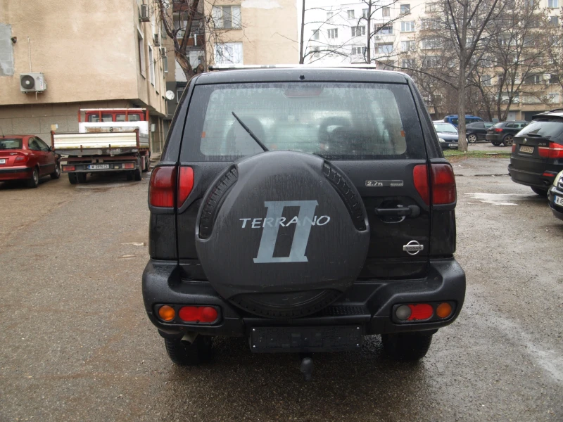 Nissan Terrano 2.7* TDI* 125кс* КЛИМА* , снимка 5 - Автомобили и джипове - 53236551