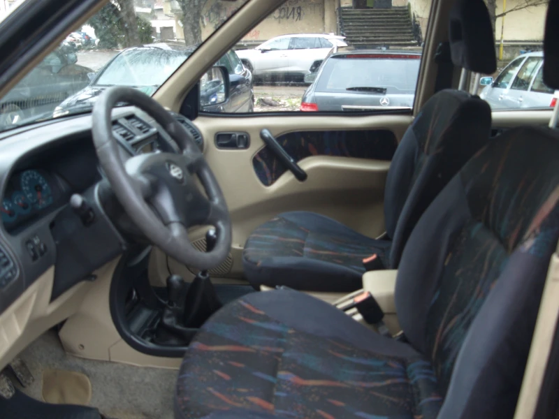 Nissan Terrano 2.7* TDI* 125кс* КЛИМА* , снимка 7 - Автомобили и джипове - 53236551