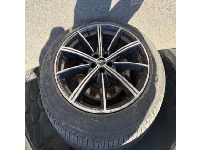 Audi Q7  KOMFORT / 2 КЛЮЧА / 2 ЧИФТА ГУМИ , снимка 4 - Автомобили и джипове - 54388861