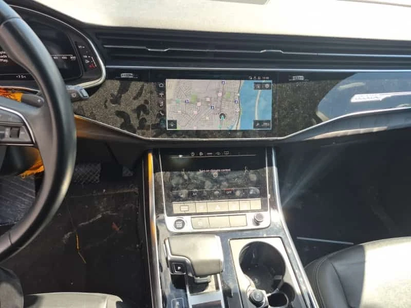 Audi Q7  KOMFORT / 2 КЛЮЧА / 2 ЧИФТА ГУМИ , снимка 13 - Автомобили и джипове - 54388861