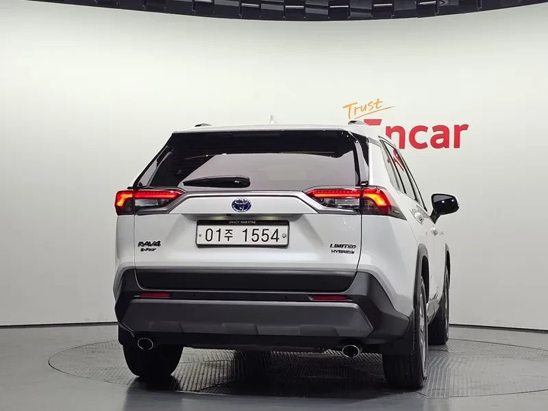 Toyota Rav4 2.5 4WD HYBRID, снимка 4 - Автомобили и джипове - 55796865
