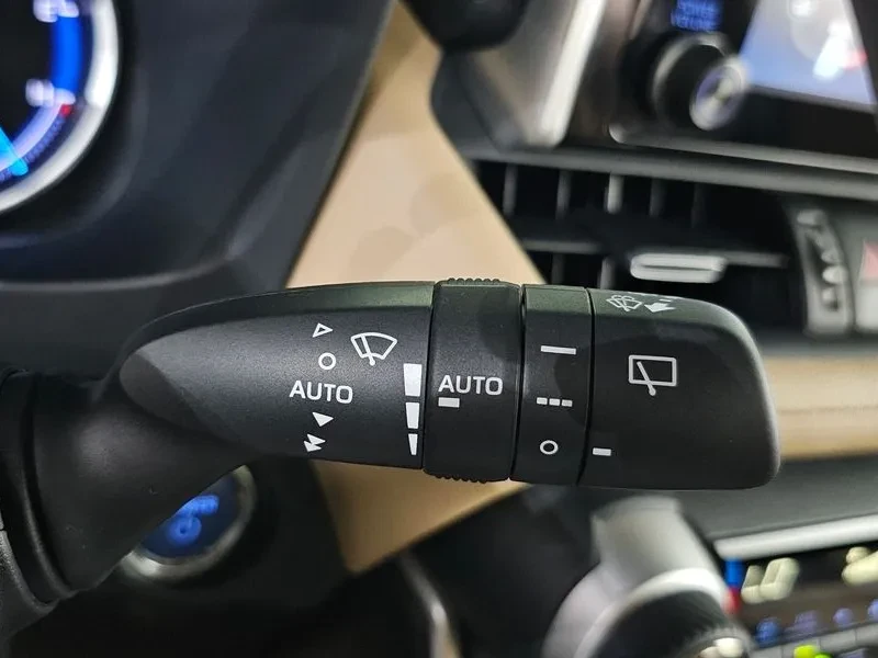 Toyota Rav4 2.5 4WD HYBRID, снимка 13 - Автомобили и джипове - 55796865