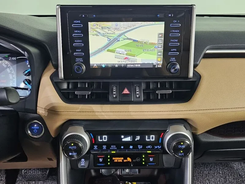 Toyota Rav4 2.5 4WD HYBRID, снимка 17 - Автомобили и джипове - 55796865