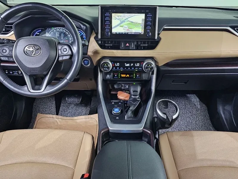 Toyota Rav4 2.5 4WD HYBRID, снимка 7 - Автомобили и джипове - 55796865
