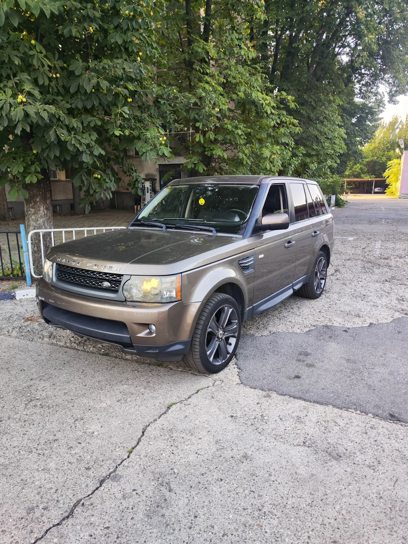 Land Rover Range Rover Sport 3.0D. V6 - изображение 2