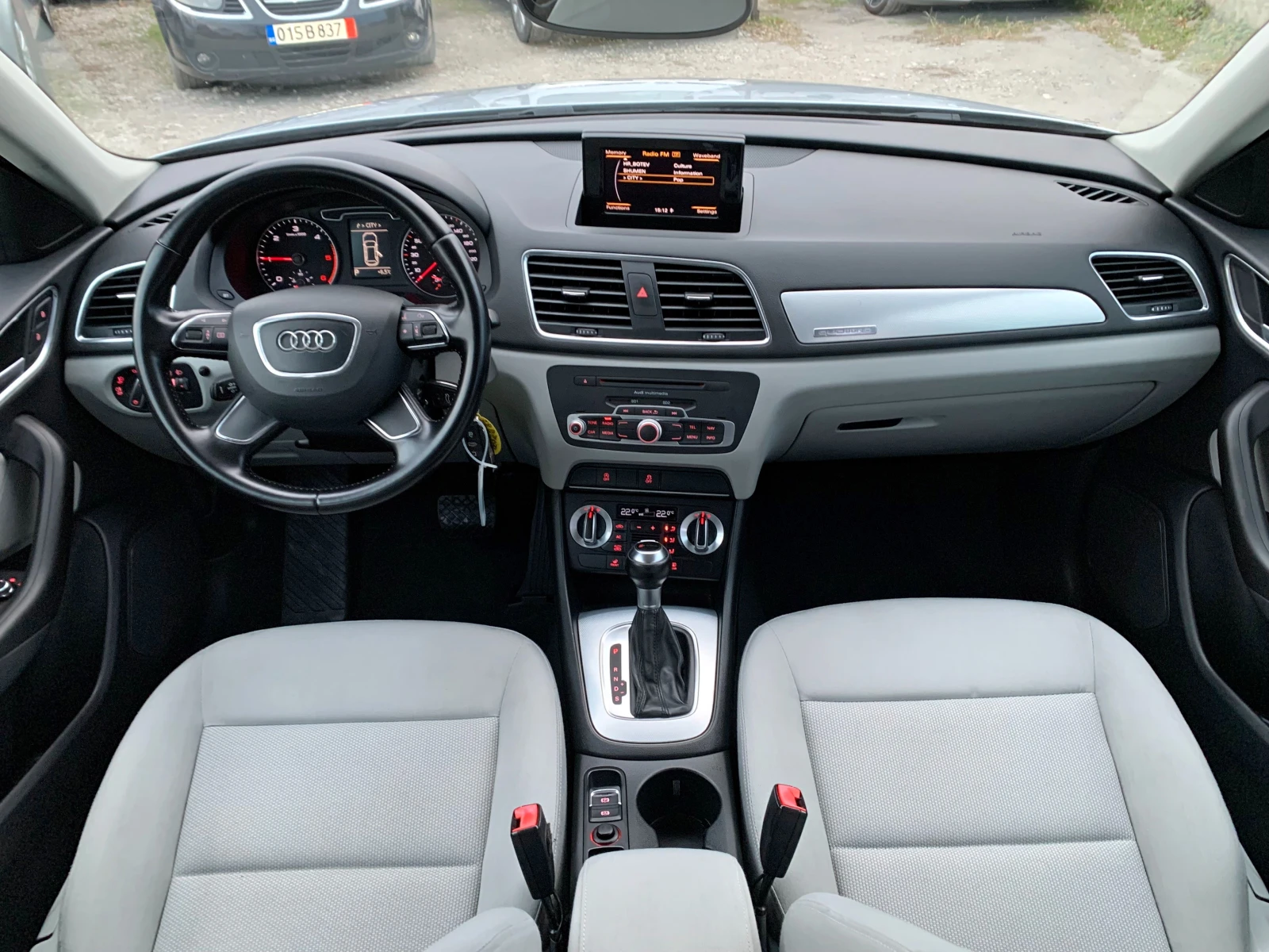 Audi Q3 2.0TDI АВТОМАТИК 4Х4 - изображение 9