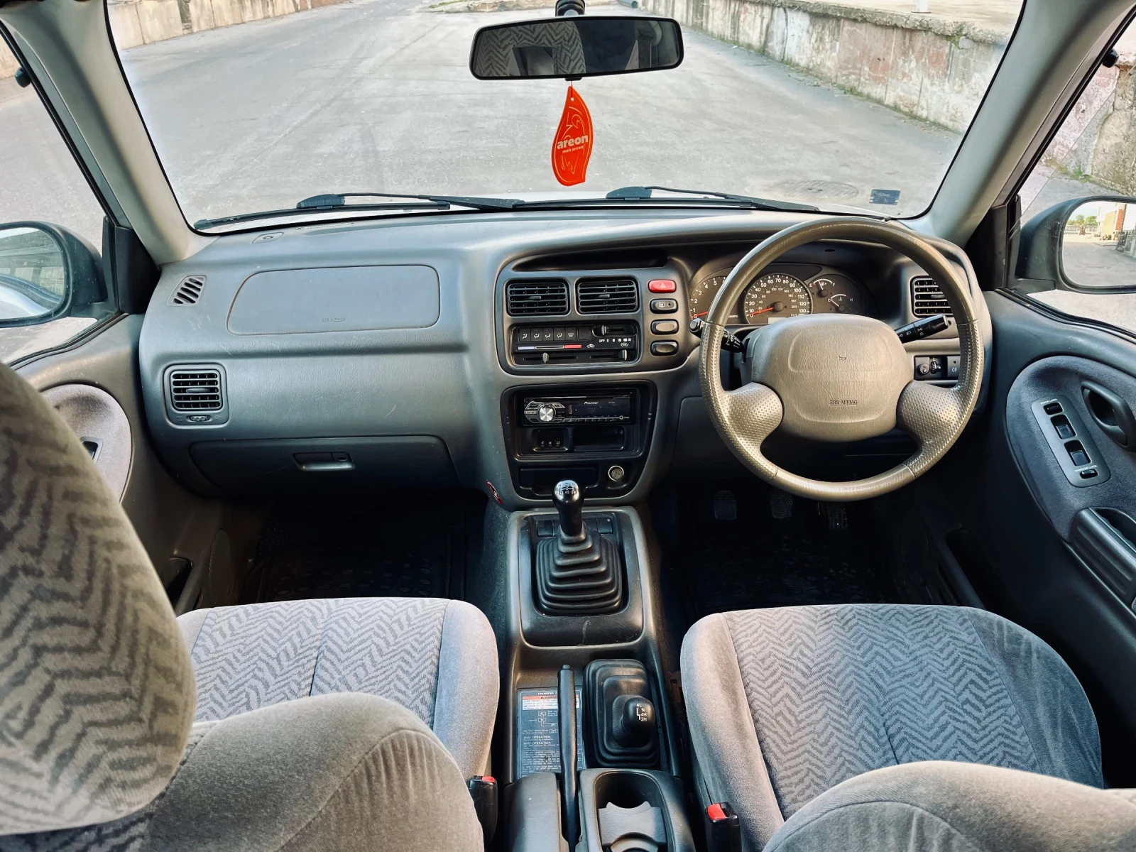 Suzuki Grand vitara 1.6i - изображение 10