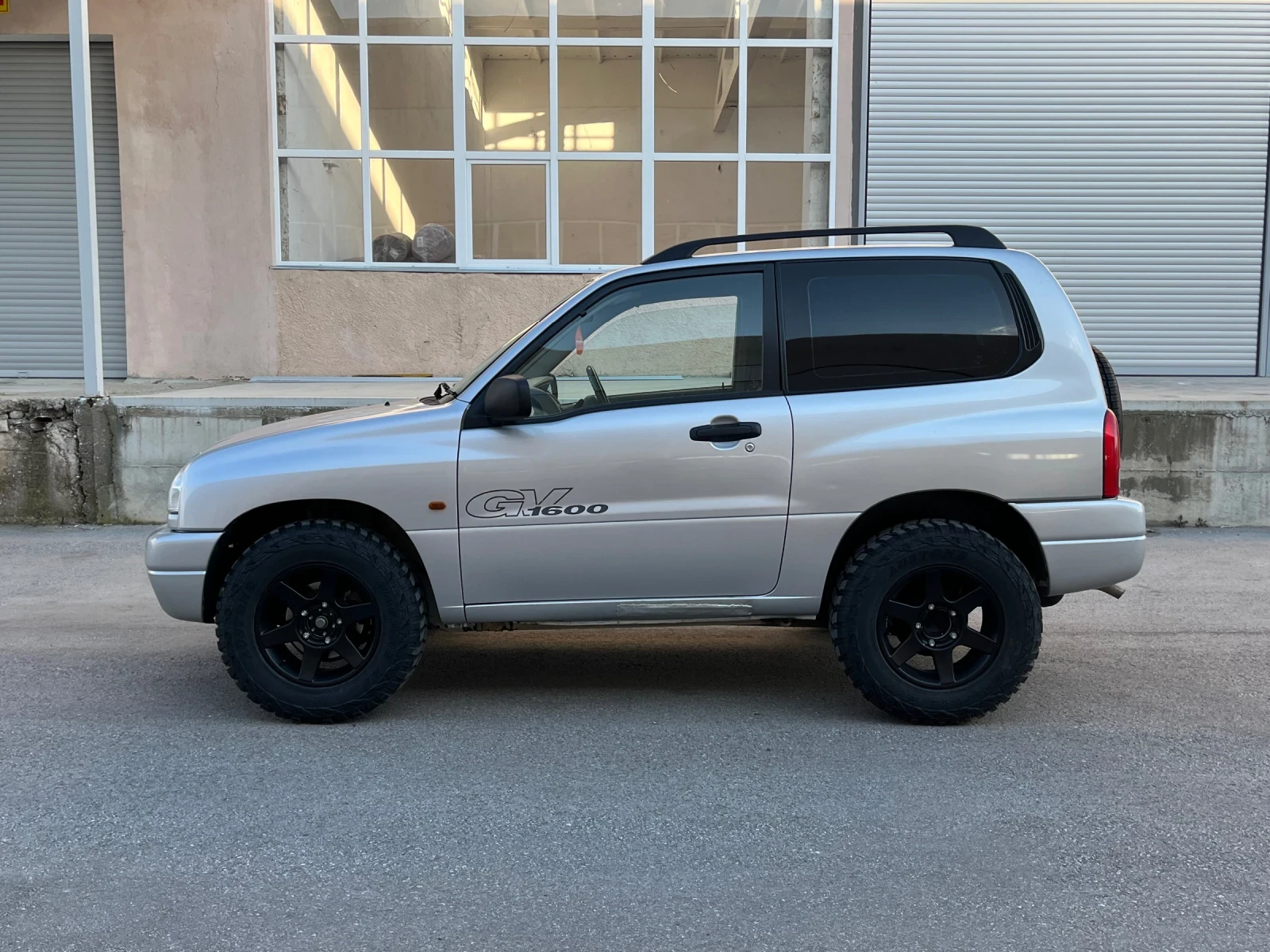 Suzuki Grand vitara 1.6i - изображение 2