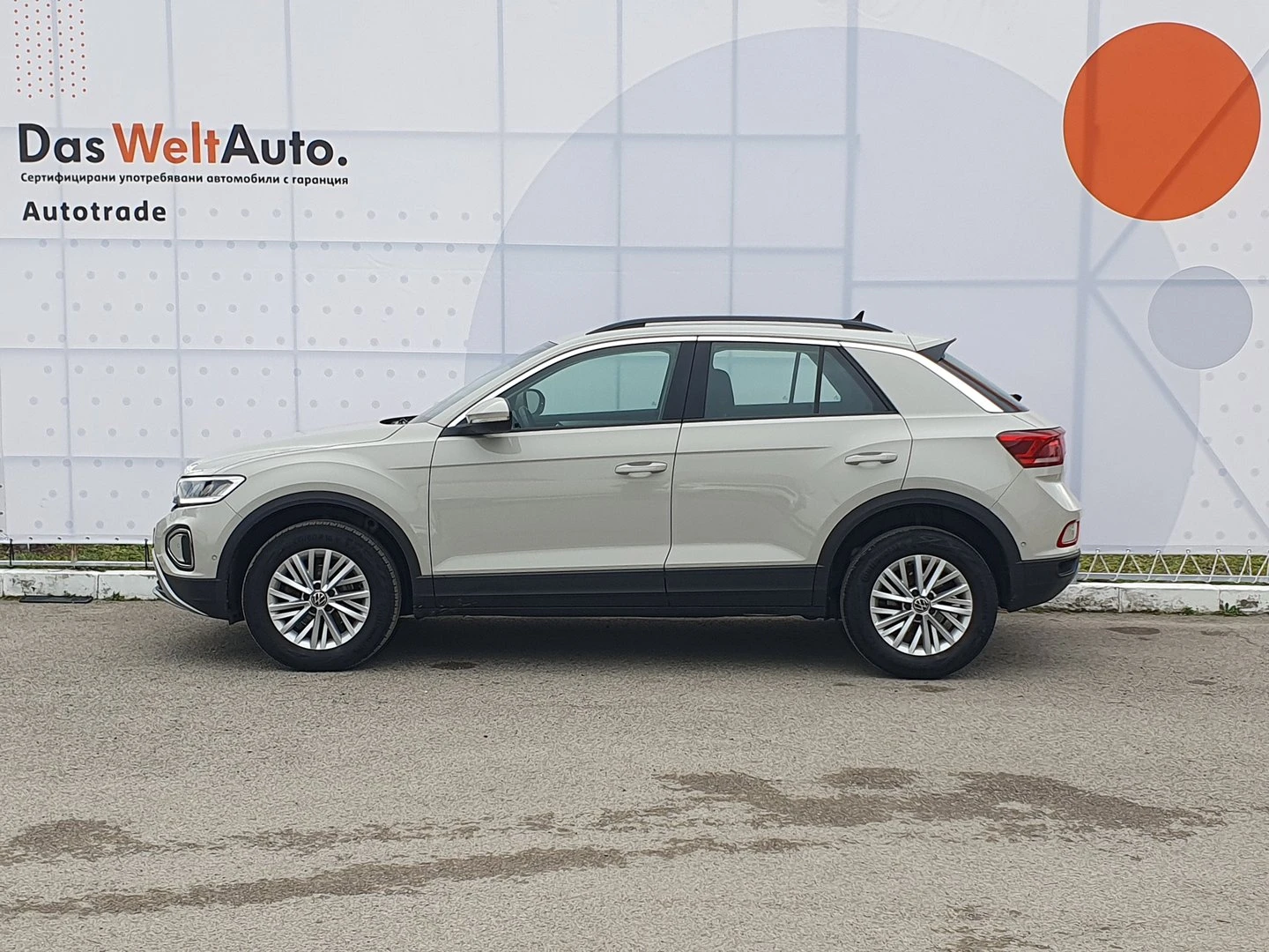 VW T-Roc VW T- Roc Life 1.5 TSI OPF DSG | Mobile.bg — изображение 2