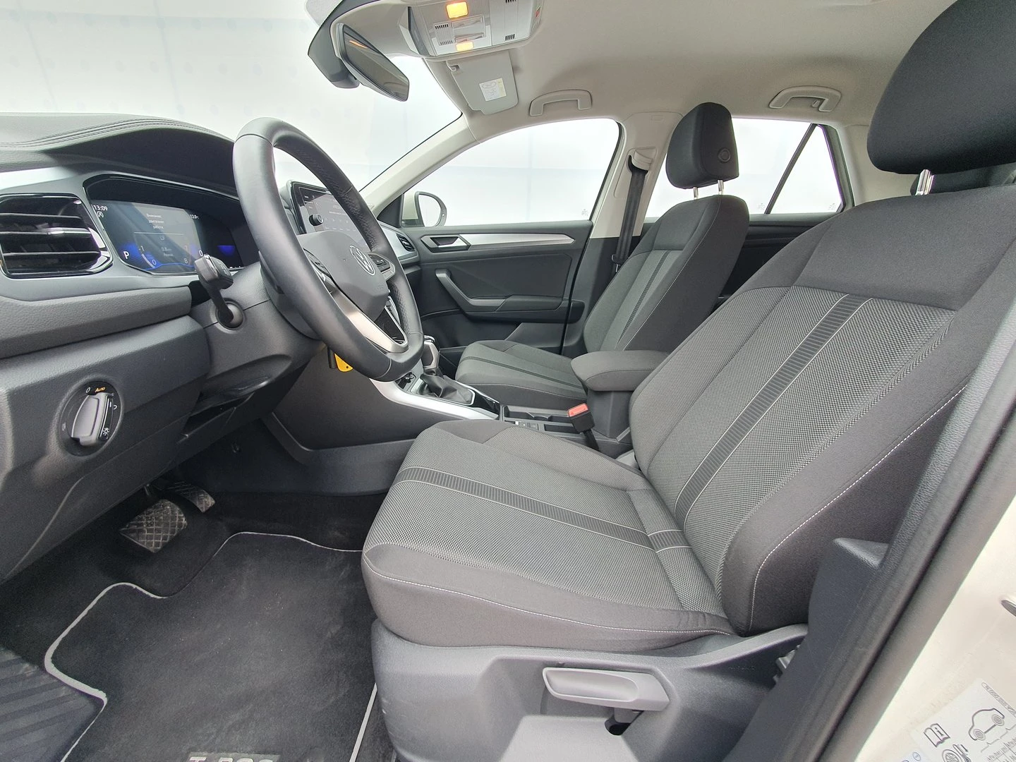 VW T-Roc VW T- Roc Life 1.5 TSI OPF DSG | Mobile.bg — изображение 4