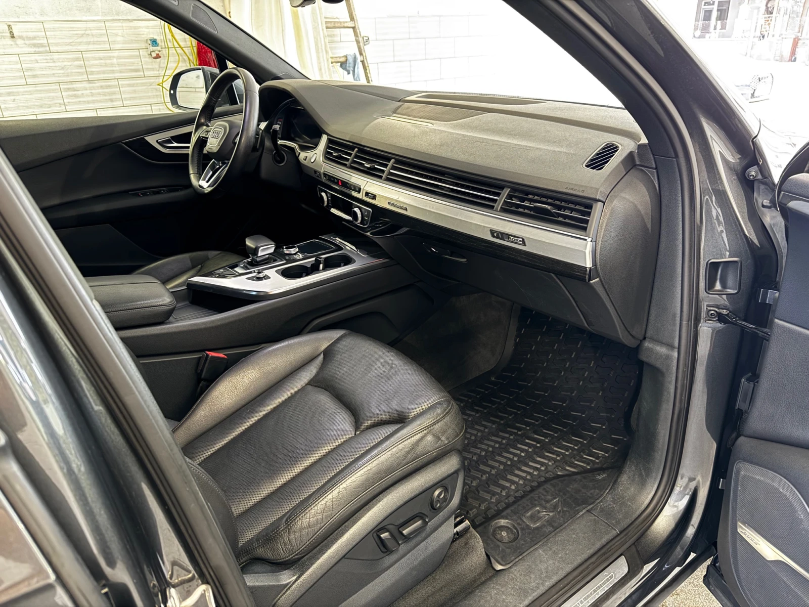 Audi Q7 Technik  - изображение 6
