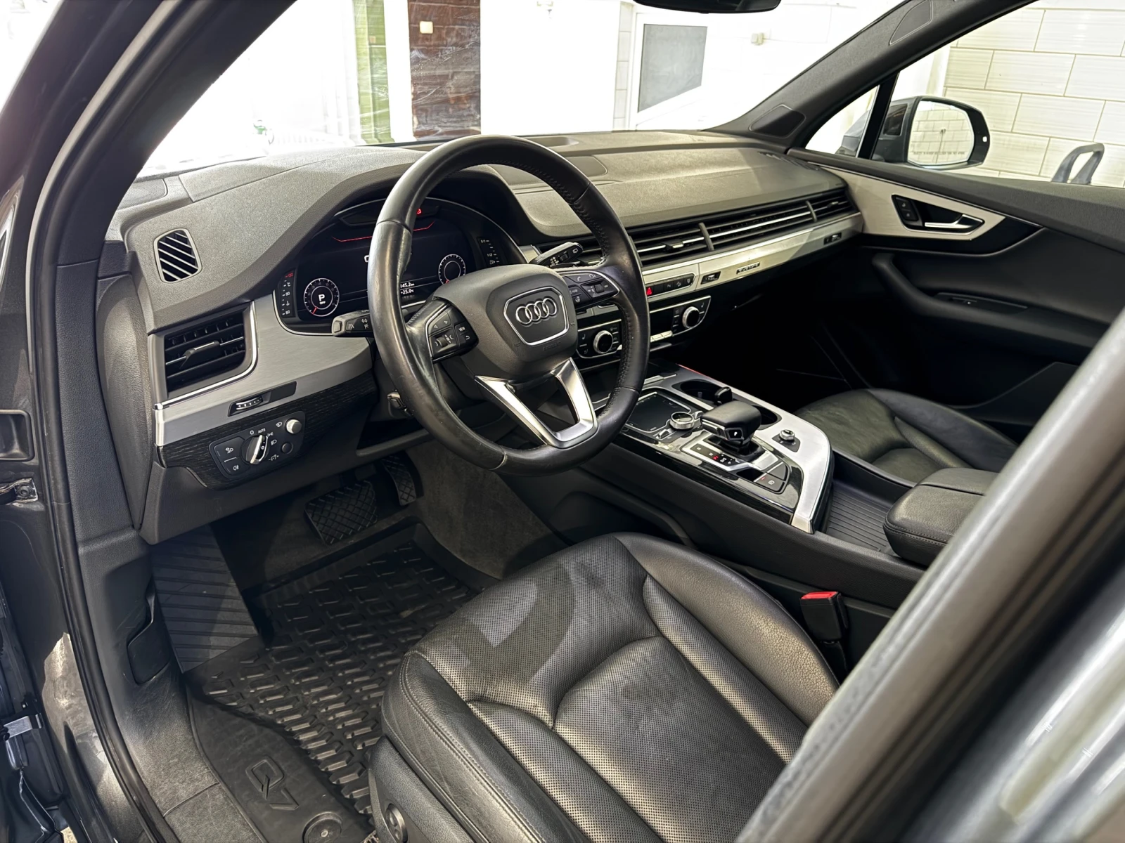 Audi Q7 Technik  - изображение 5