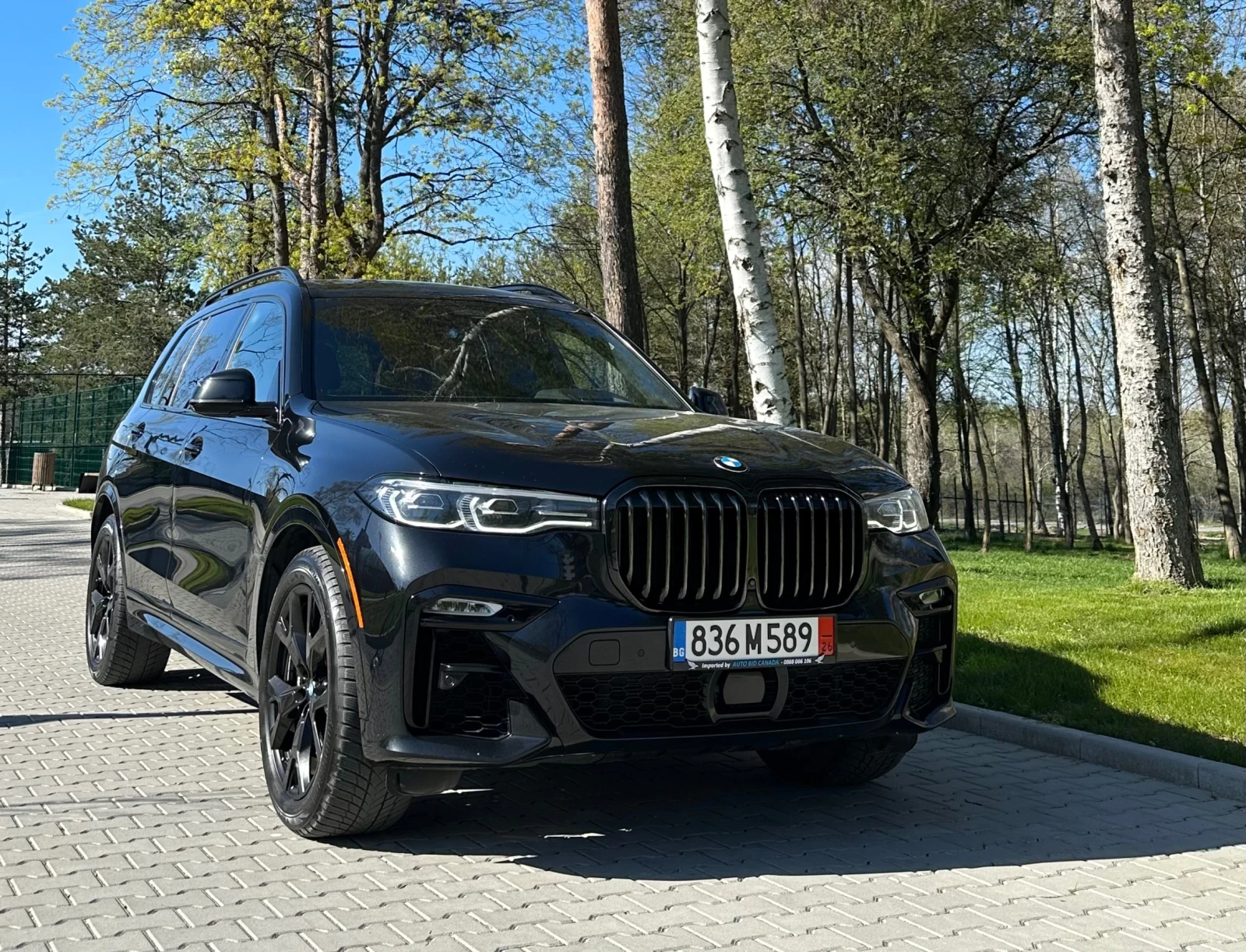 BMW X7 4.0i M Shadow Line/ Distronic/Full Max + 22 Джанти