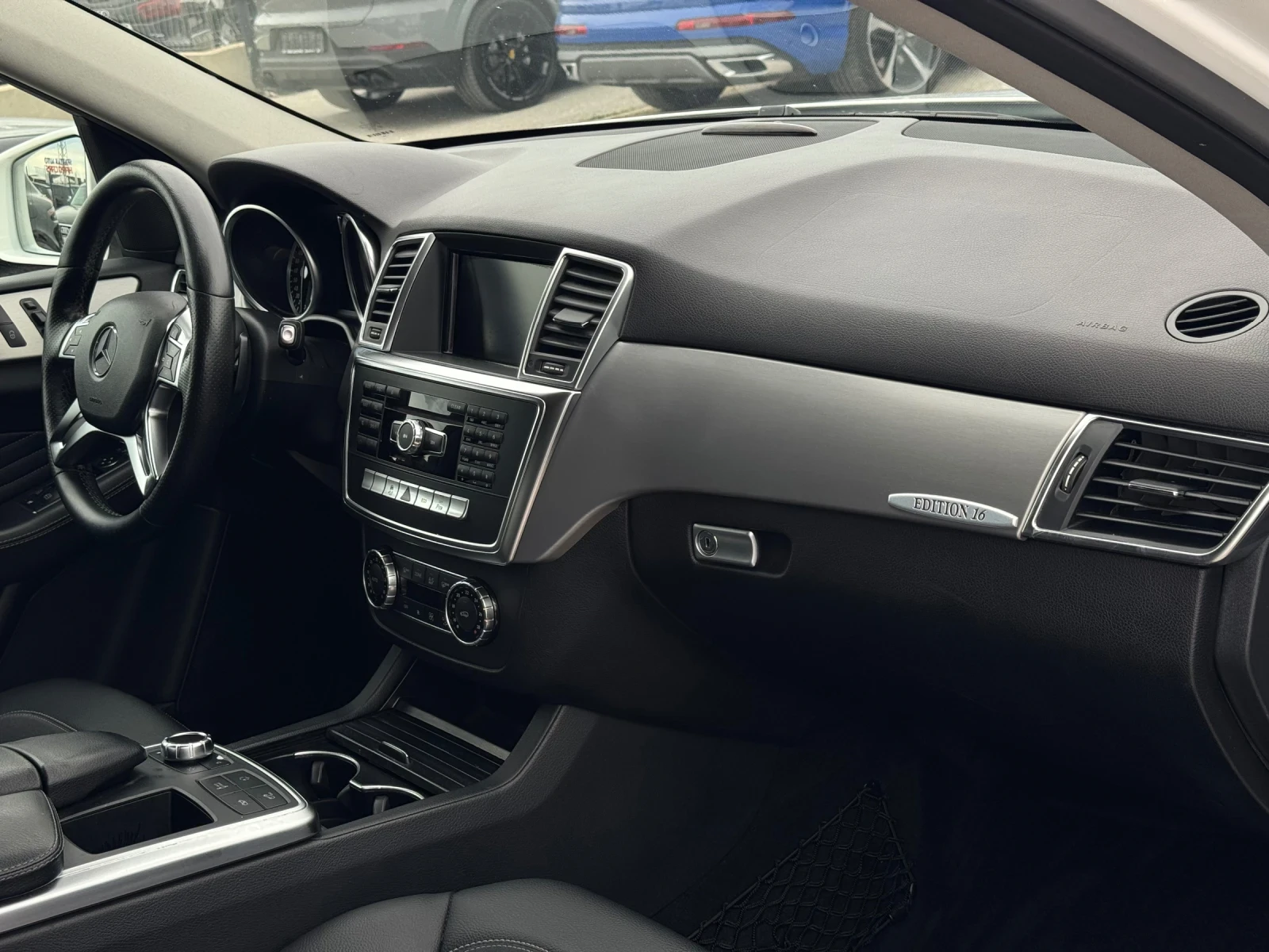 Mercedes-Benz ML 250 EDITION16, снимка 12 - Автомобили и джипове - 54541108