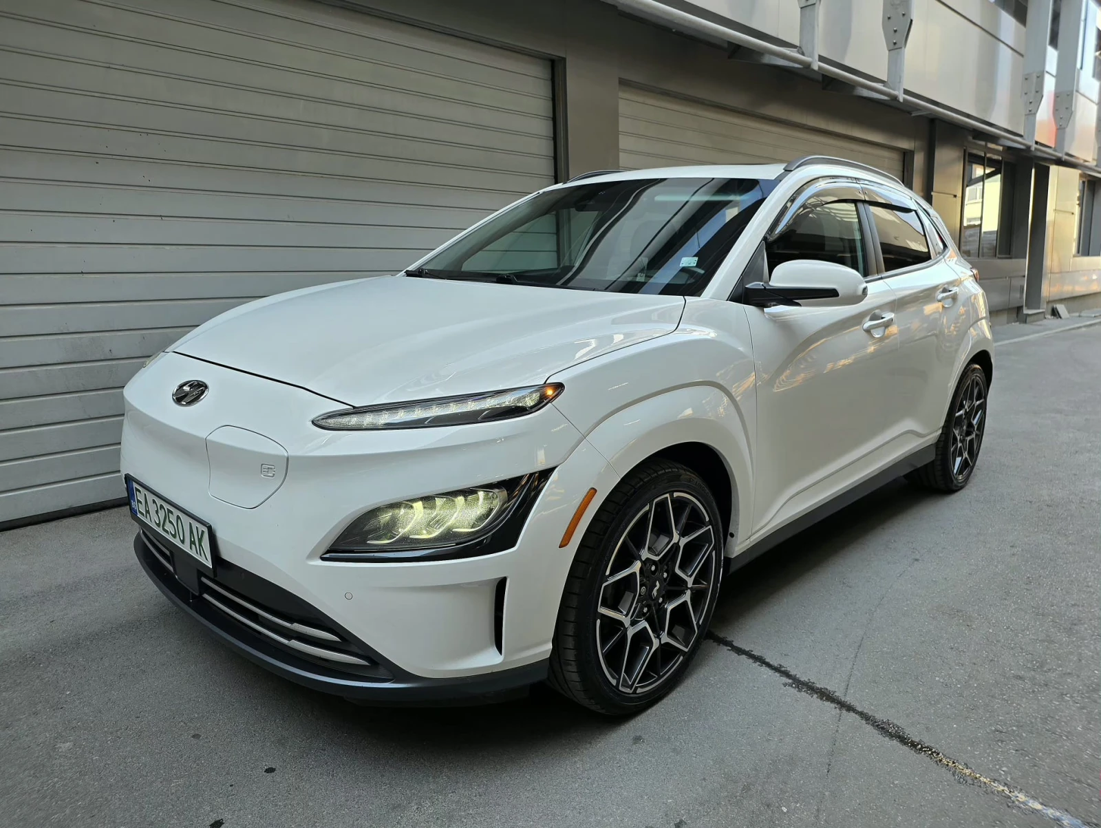 Hyundai Kona N-Line-Ultimate-HeadUp-HarmanKarbon-Обдухване-