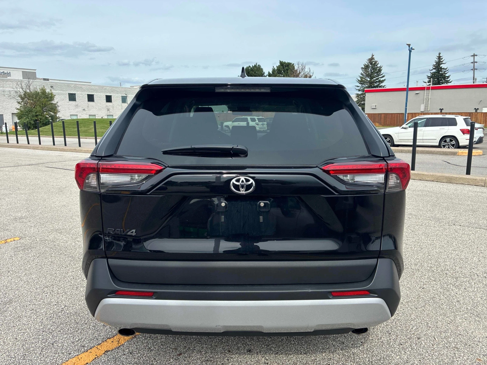 Toyota Rav4 * LE * АВТОКРЕДИТ * ГЛАВНО ПРЕДСТАВИТЕЛСТВО, снимка 5 - Автомобили и джипове - 56020917