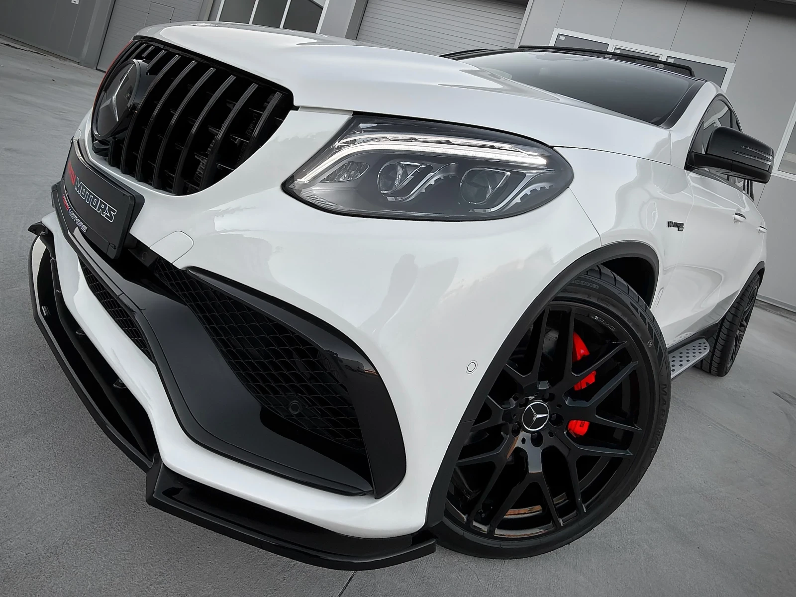 Mercedes-Benz GLE 63 S AMG COUPE/ 73 450km/ CARBON/ PANO/ 3xTV/ SPORT+ /, снимка 17 - Автомобили и джипове - 56046459