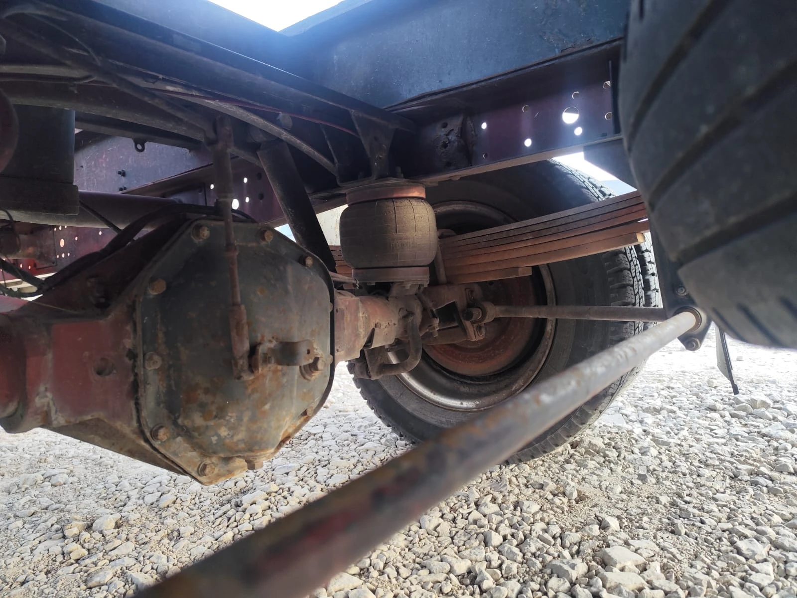 Iveco 3510 2.8 дизел Италия, снимка 13 - Камиони - 53779938