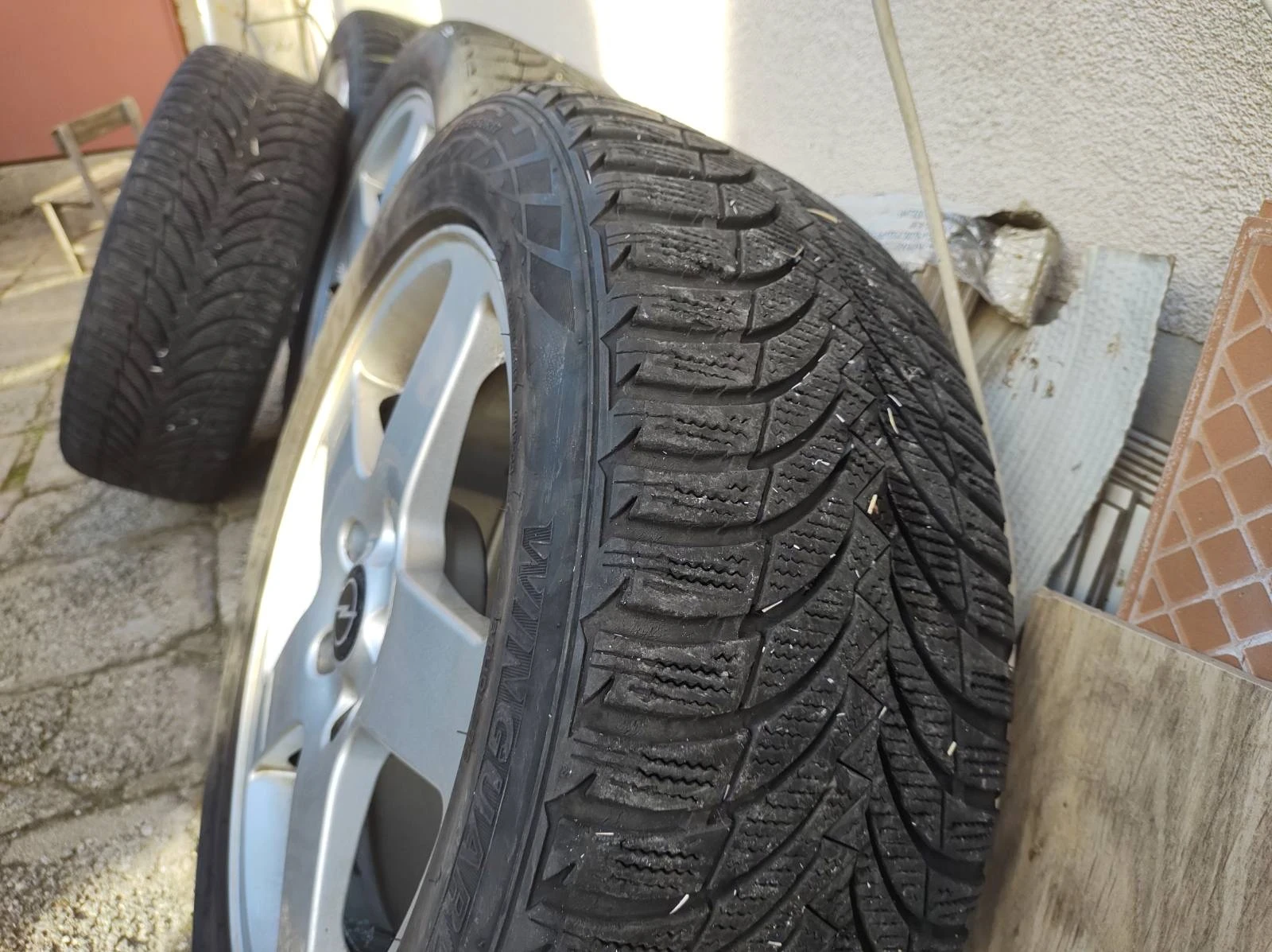    225/50R17 | Mobile.bg   4