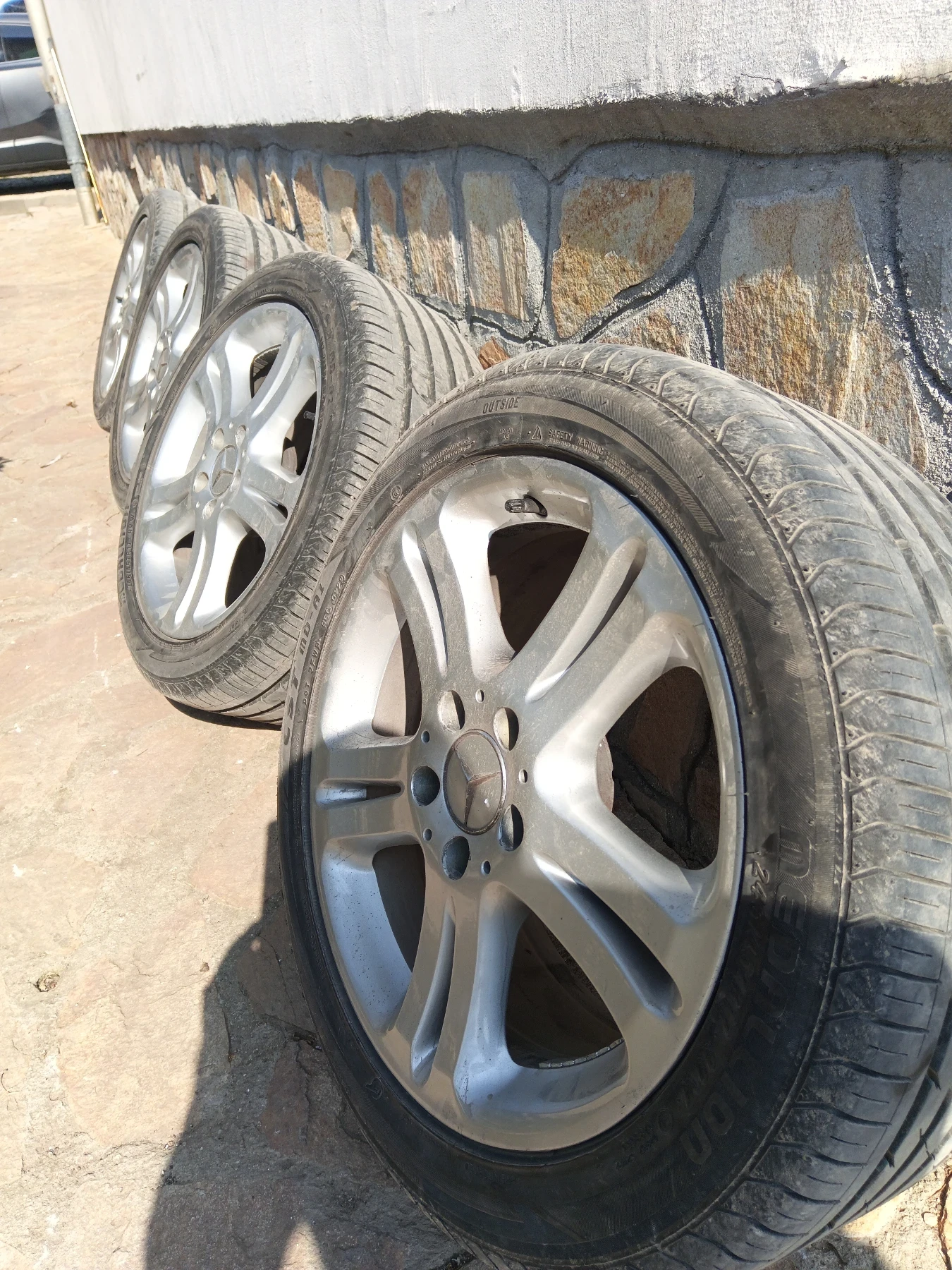 ���� � ������ 245/45R17 �� Mercedes-Benz E 280 | Mobile.bg � ����������� 4